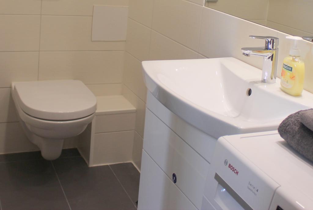 2 Room Apartment In Embasy Area Riga Eksteriør bilde