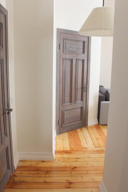 2 Room Apartment In Embasy Area Riga Eksteriør bilde