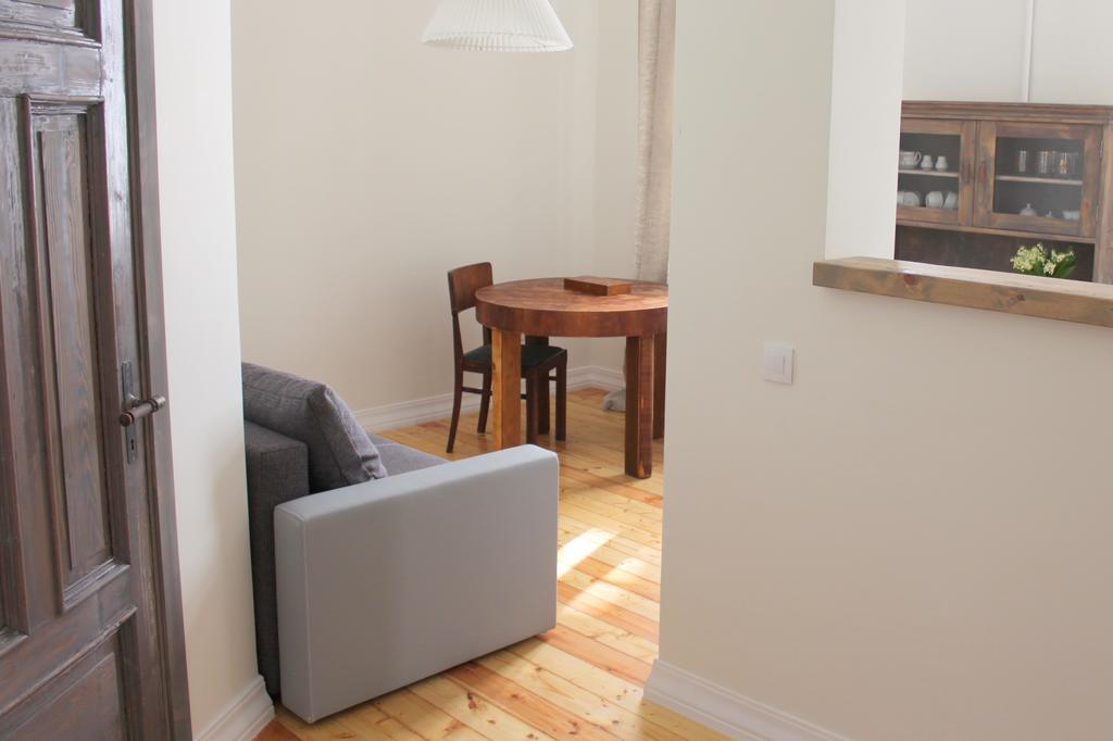 2 Room Apartment In Embasy Area Riga Eksteriør bilde