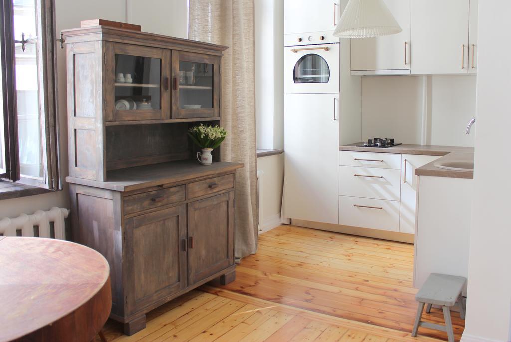 2 Room Apartment In Embasy Area Riga Eksteriør bilde