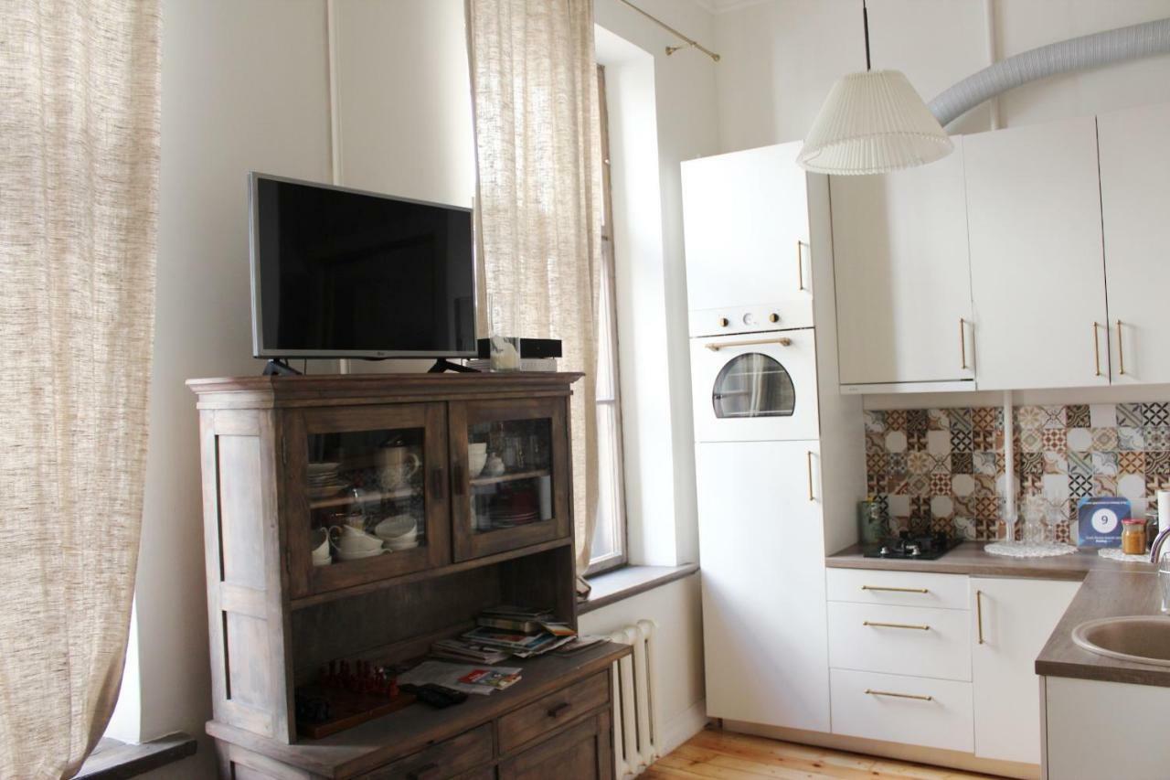 2 Room Apartment In Embasy Area Riga Eksteriør bilde