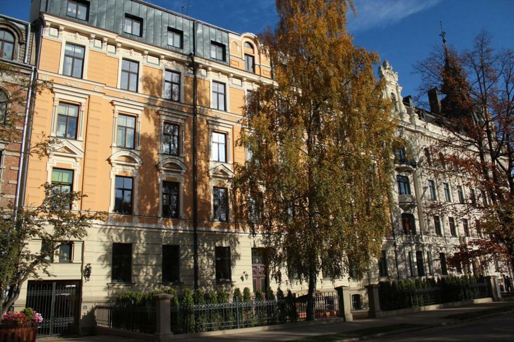 2 Room Apartment In Embasy Area Riga Eksteriør bilde